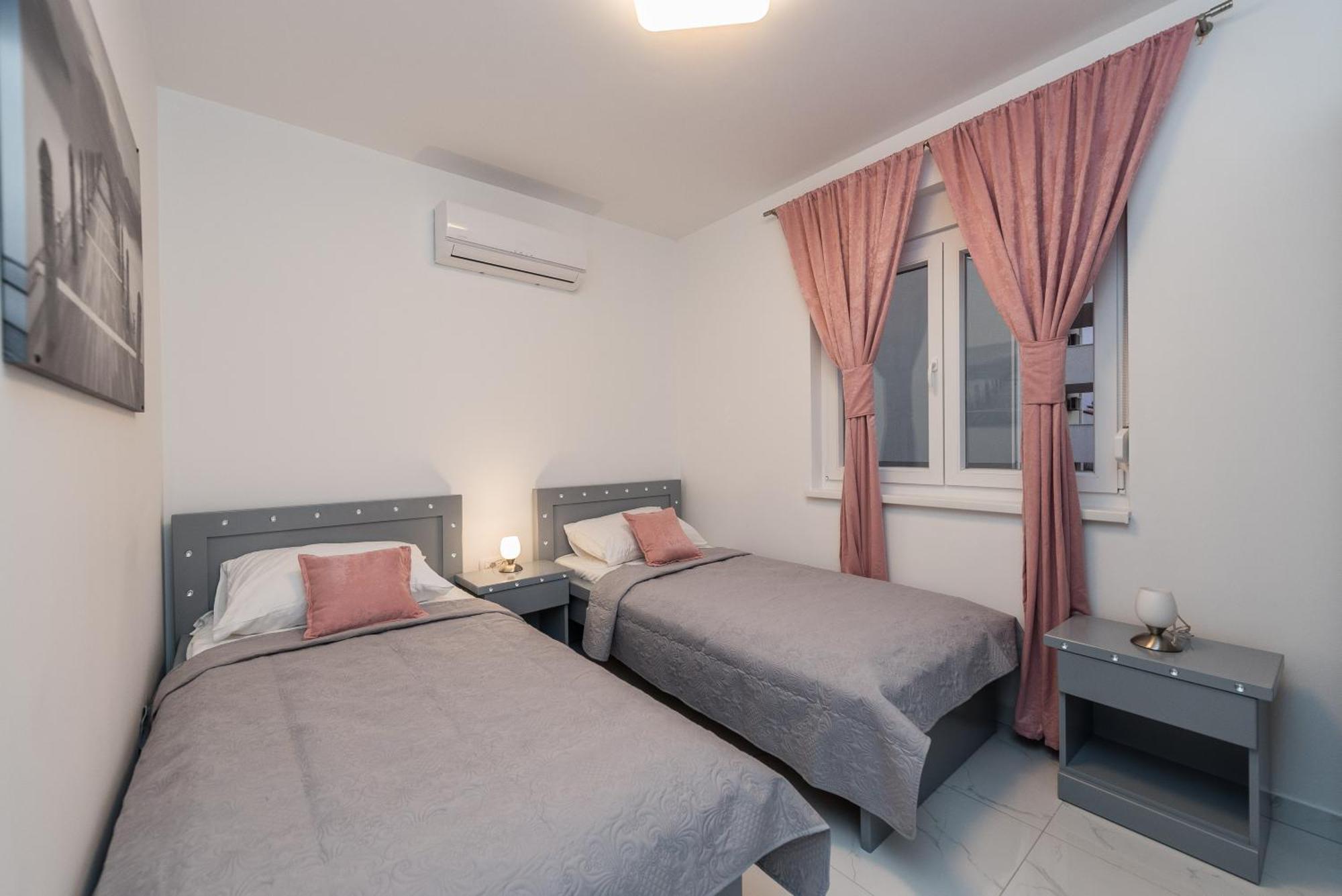Villa Jana Luxury Apartments Новалья Номер фото
